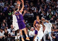 关于费城76人训练开放日，集结日绝杀压哨引欢呼，NBA季后赛在即，球队文化再被提及的信息-开云